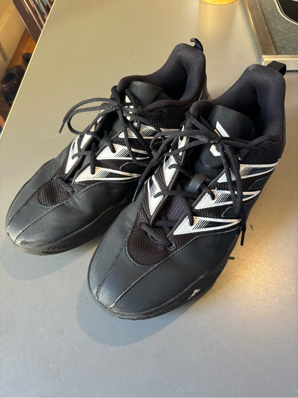 adidas Dame Certified 3 Basketball Shoes Size 11.5